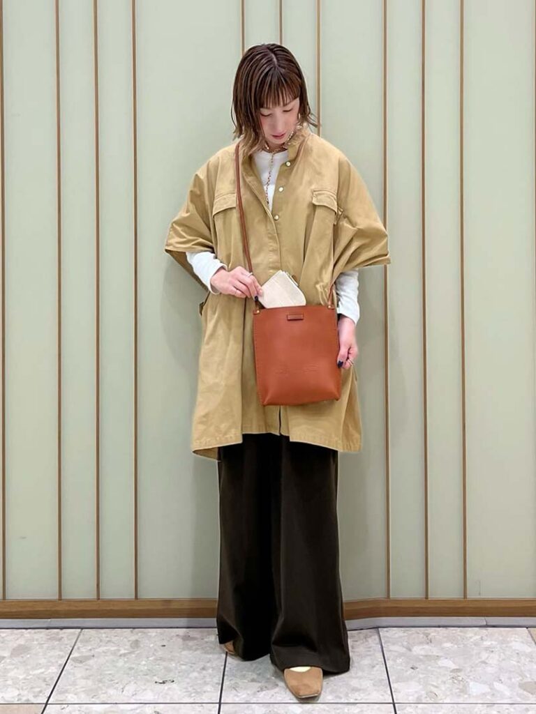 Felisi フェリージ 23/23/A サコッシュ